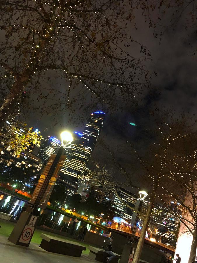 Melbourne River Views Apartment Bagian luar foto