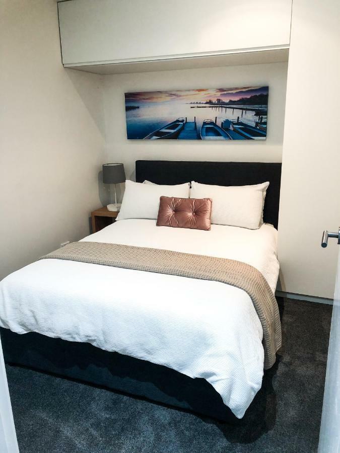 Melbourne River Views Apartment Bagian luar foto
